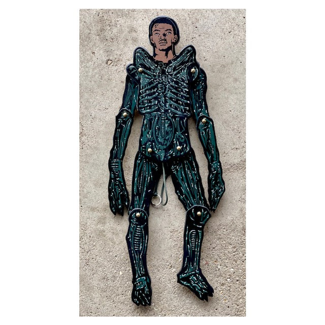 Alien Actor In Suit 60 Photos - Moonagedaydream.film