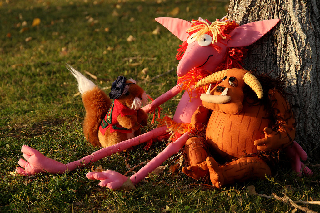 Kristi O. (KOMakesThings) "Friendly Trio”